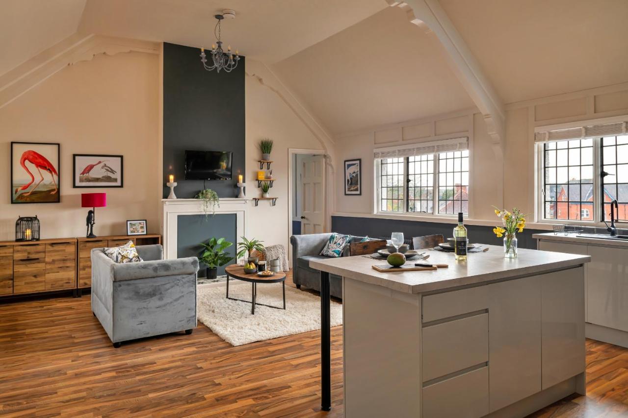 Finest Retreats - Sunnycroft Penthouse Daire Llandrindod Wells Dış mekan fotoğraf